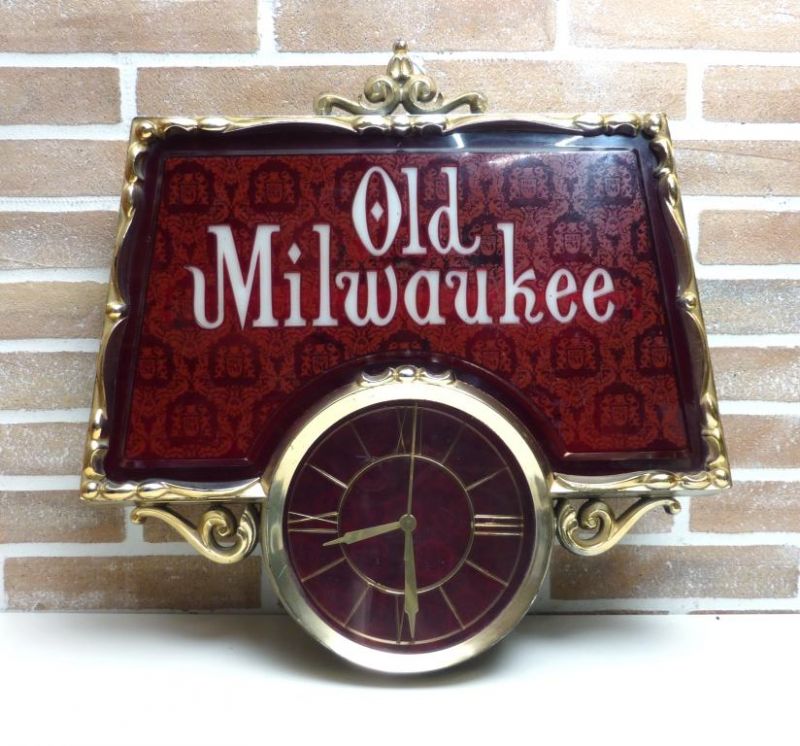 BEER OLD MILWAIKEE Made in the USA