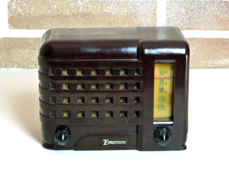 RADIO EMERSON Mod. 540 Brown Made in Usa 1940