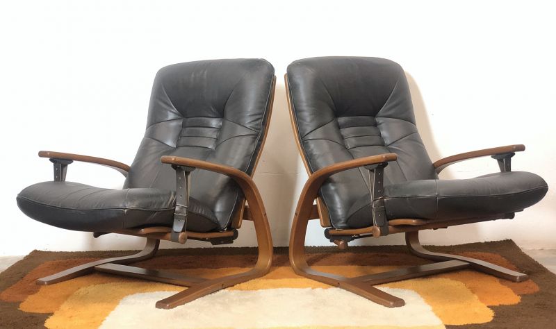 Pair of EXCLUSIVE WESTNOFA armchairs from the 70s