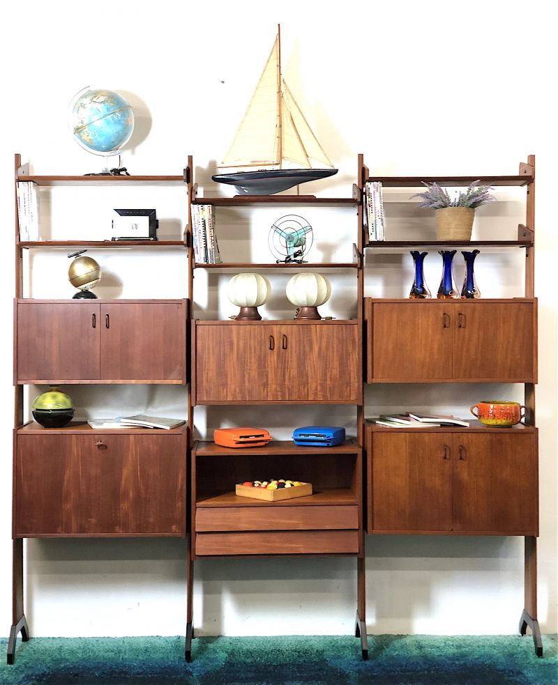 Vintage 3-bay bookcase Design VITTORIO DASSI 1960s Made in Italy