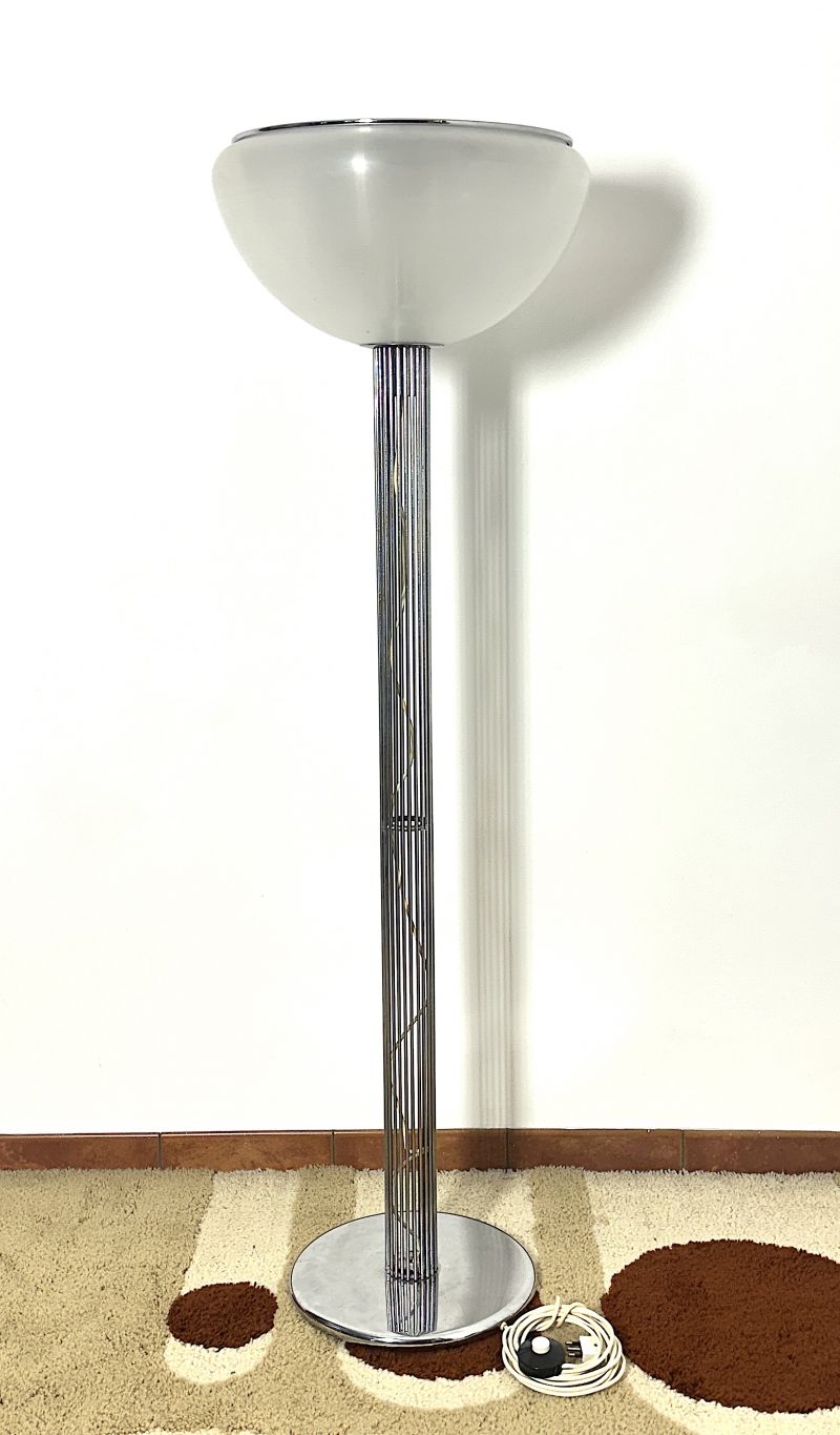 Moana floor lamp by Luigi Massoni for Harvey Guzzini, 1970s, Made in Italy
